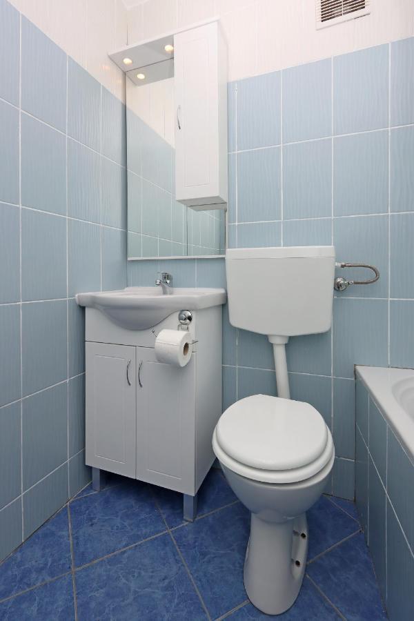 Sha La La - Charming, Unique Studio In A Historic Building Next To A Castle, Wifi, Smart Tv, Washer-Dryer Bakar Exterior foto